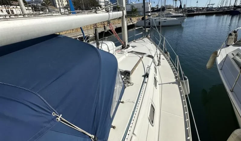 Bénéteau Oceanis 370 lleno