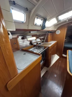 Bénéteau Oceanis 370 lleno