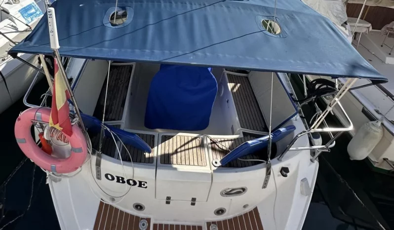 Bénéteau Oceanis 370 lleno