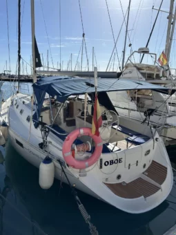 Bénéteau Oceanis 370 lleno