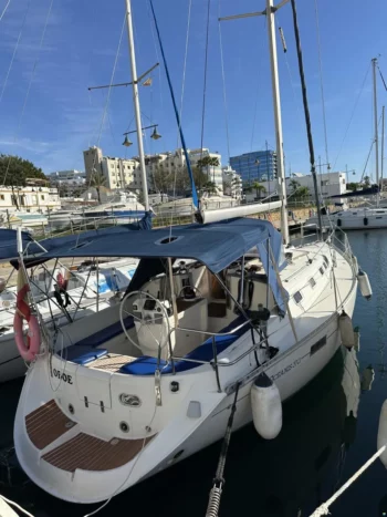 Bénéteau Oceanis 370