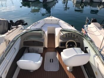 Rinker Captiva 212