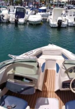 Rinker Captiva 212 lleno