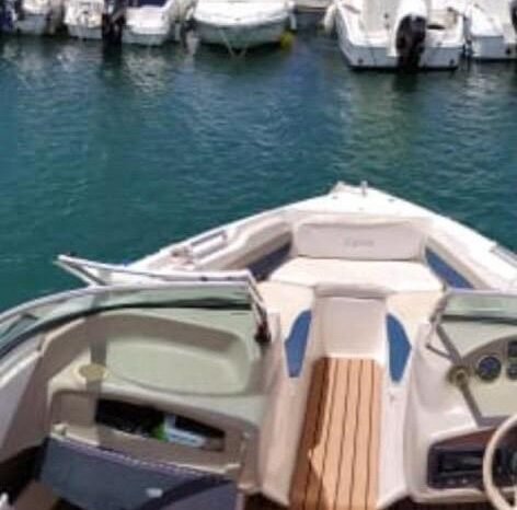 Rinker Captiva 212 lleno