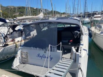 Searay 350 Express Cruiser