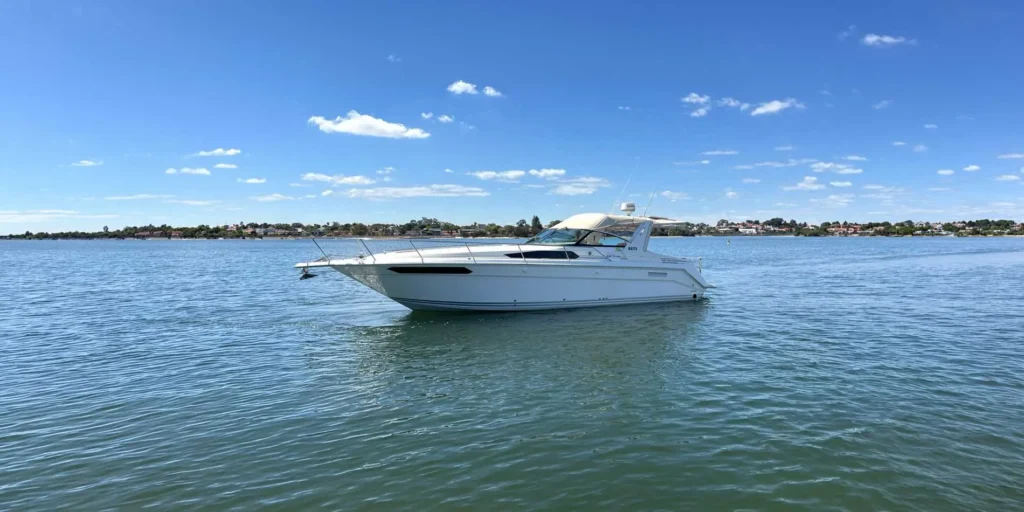 Sea Ray 350 Express Cruiser en venta en Malaga, crucero deportivo de media alta gama