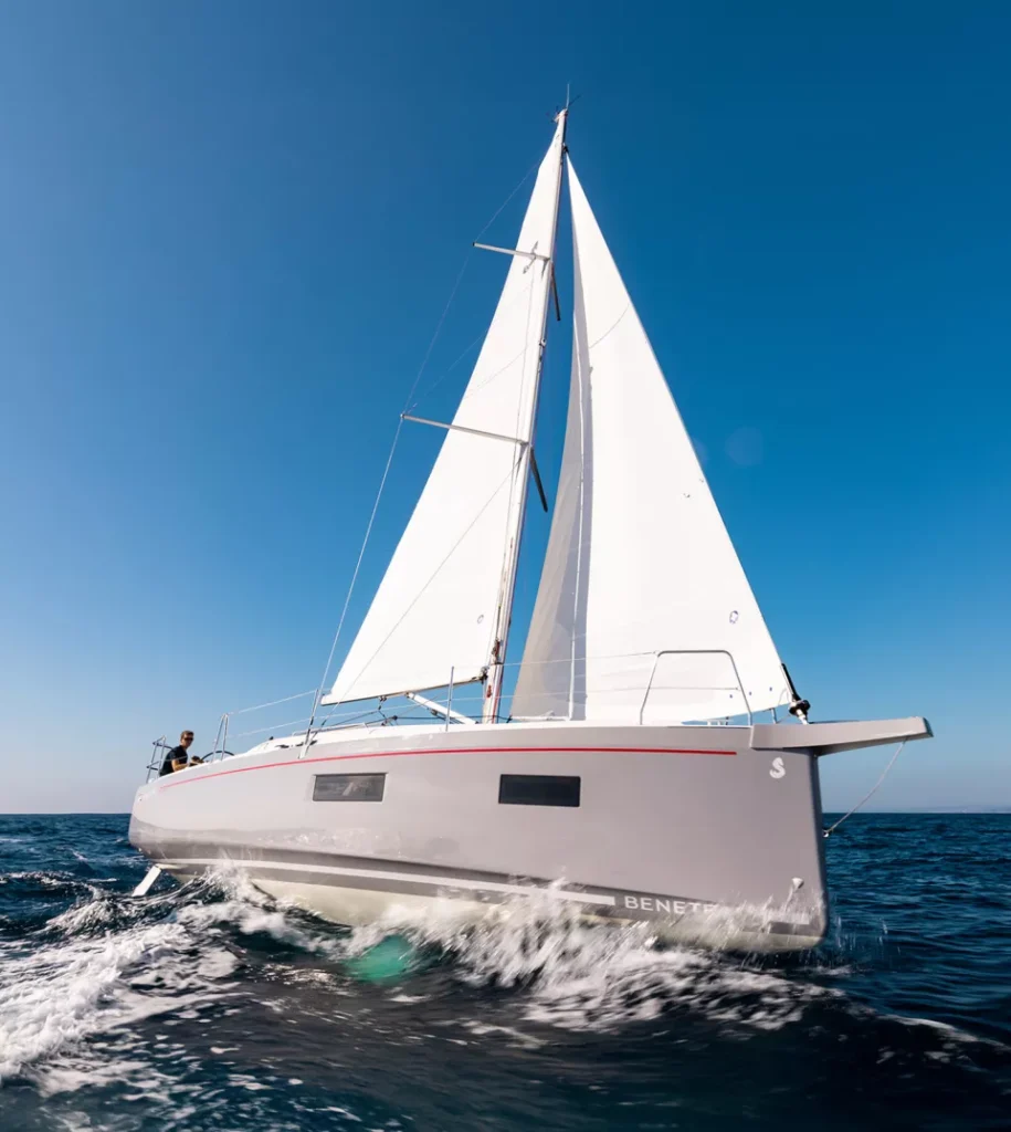 cover-mobile-oceanis-34-1.jpg
