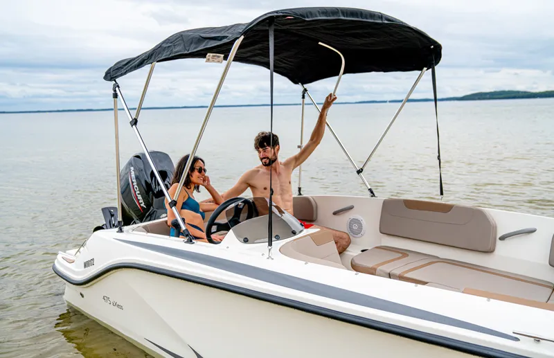 imgi_65_475ax_dsc03151_800x517_10 Quicksilver Activ 475 Axess fondeado con bimini y zona de proa