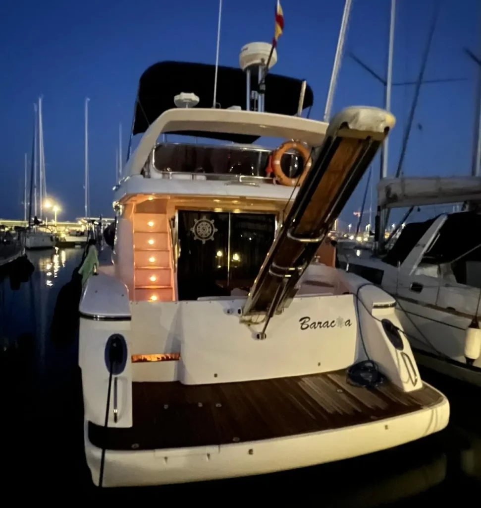 Interior del Astondoa AS46 / 464 GLX Flybridge Interior del yate Astondoa AS46 / 464 GLX Flybridge